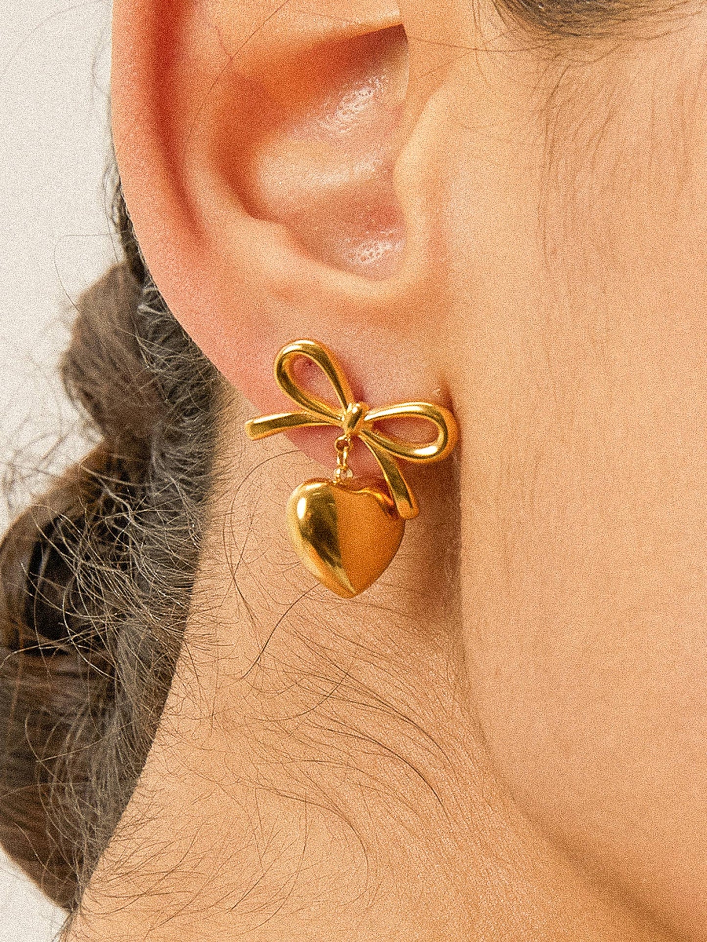 Melody 18K Non-Tarnish Dainty Bow Heart Earring