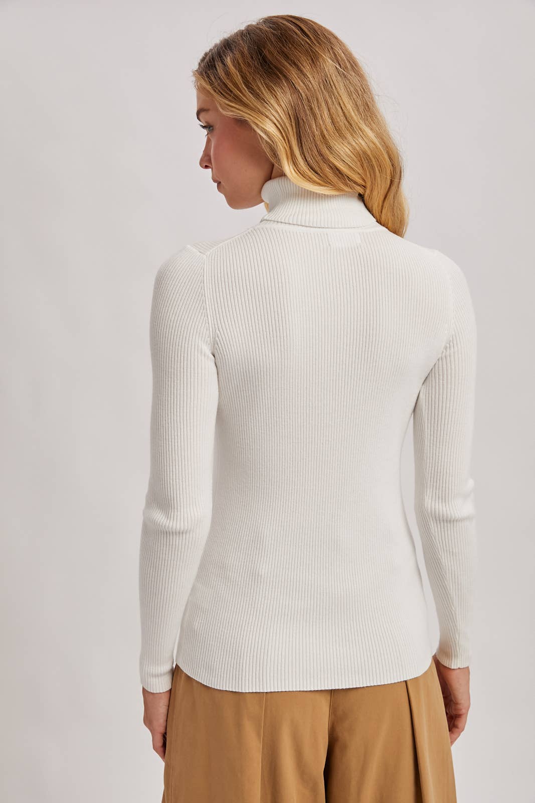 Essential Turtle Neck