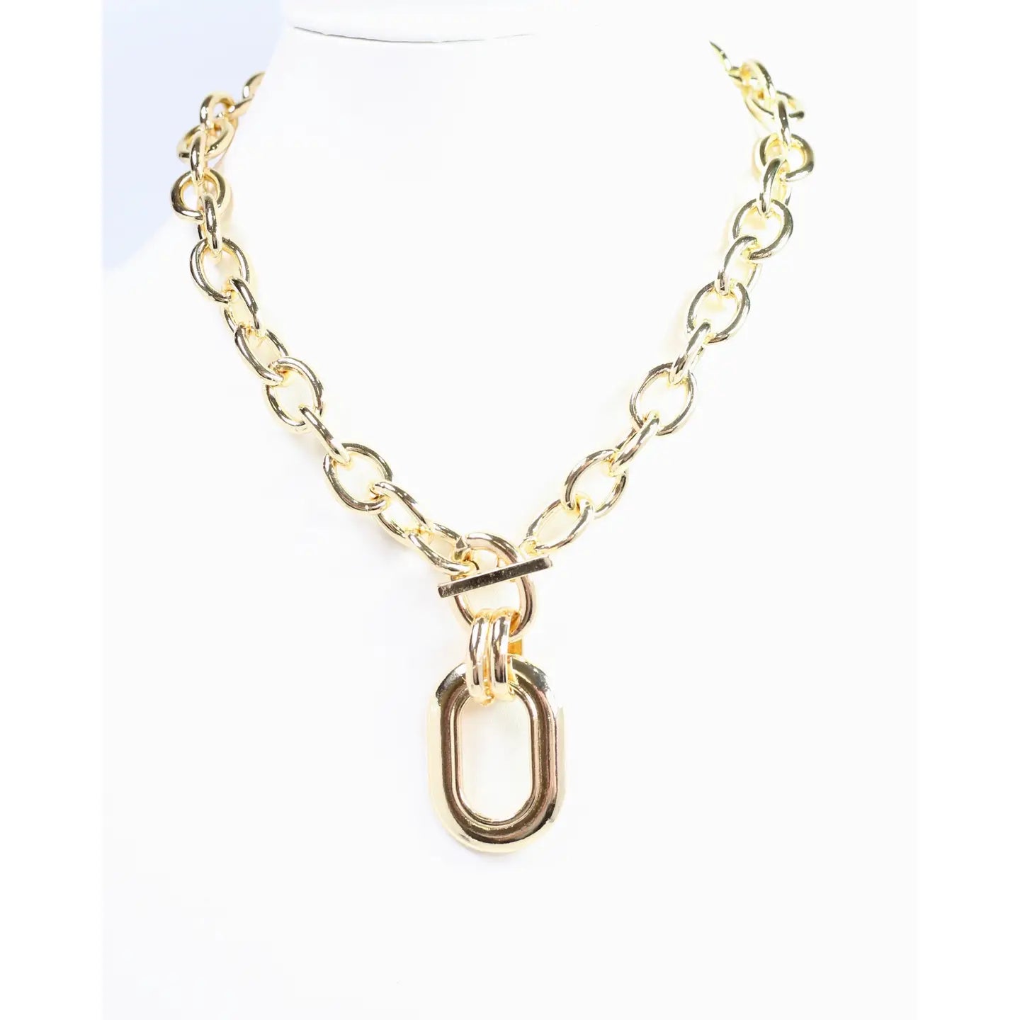Francey Gold Oval Pendant Necklace