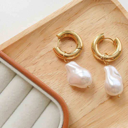 Oceana Gold Statement Large Pearl Earring