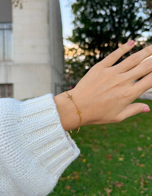 Cross Link Bracelet