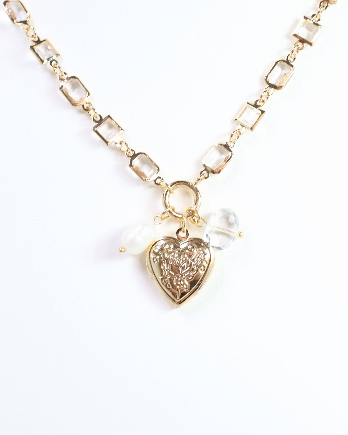 Ammon Charm Necklace Gold