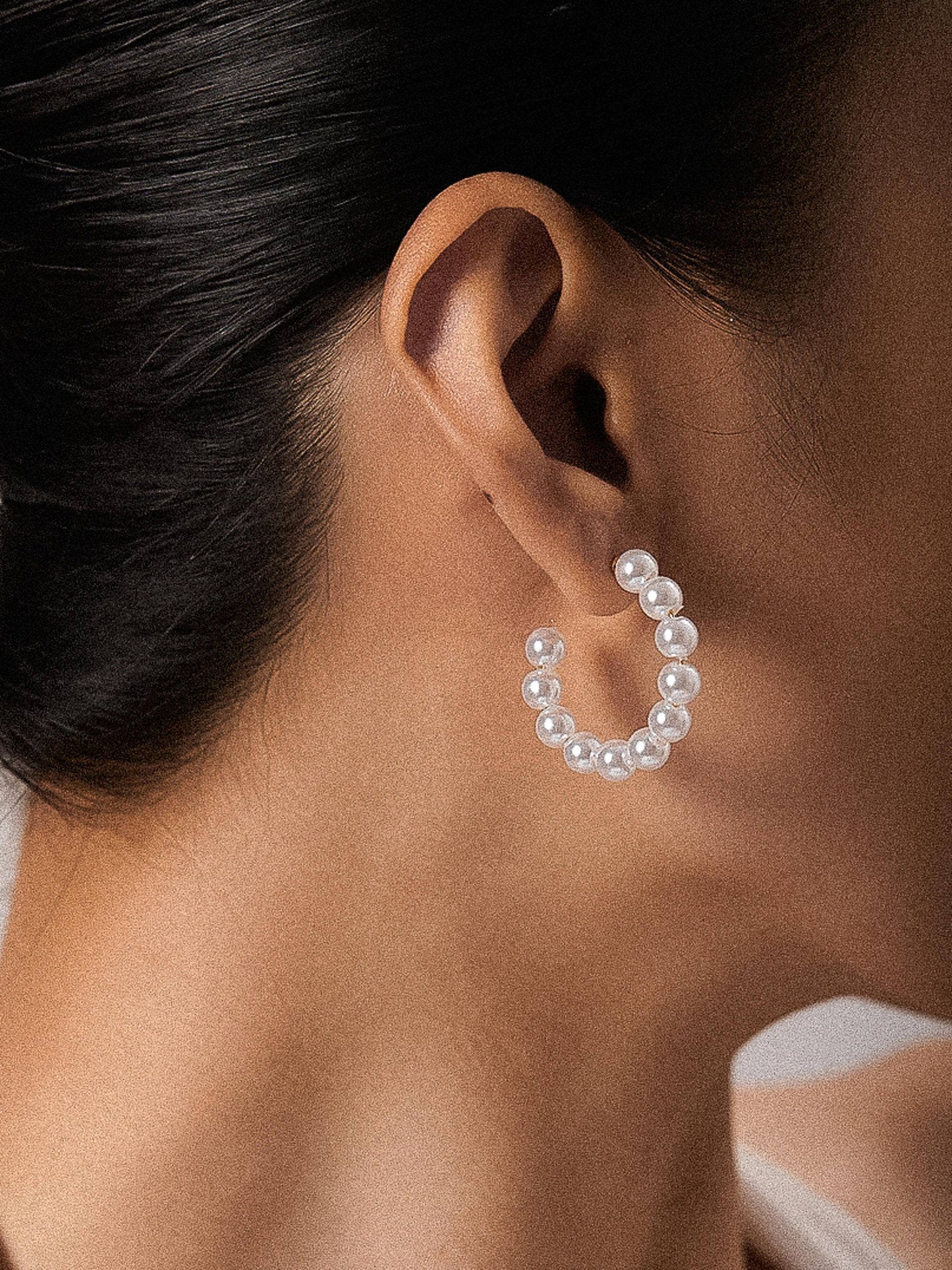 Chapin 18K Gold Non-Tarnish Pearl Hoop Earring