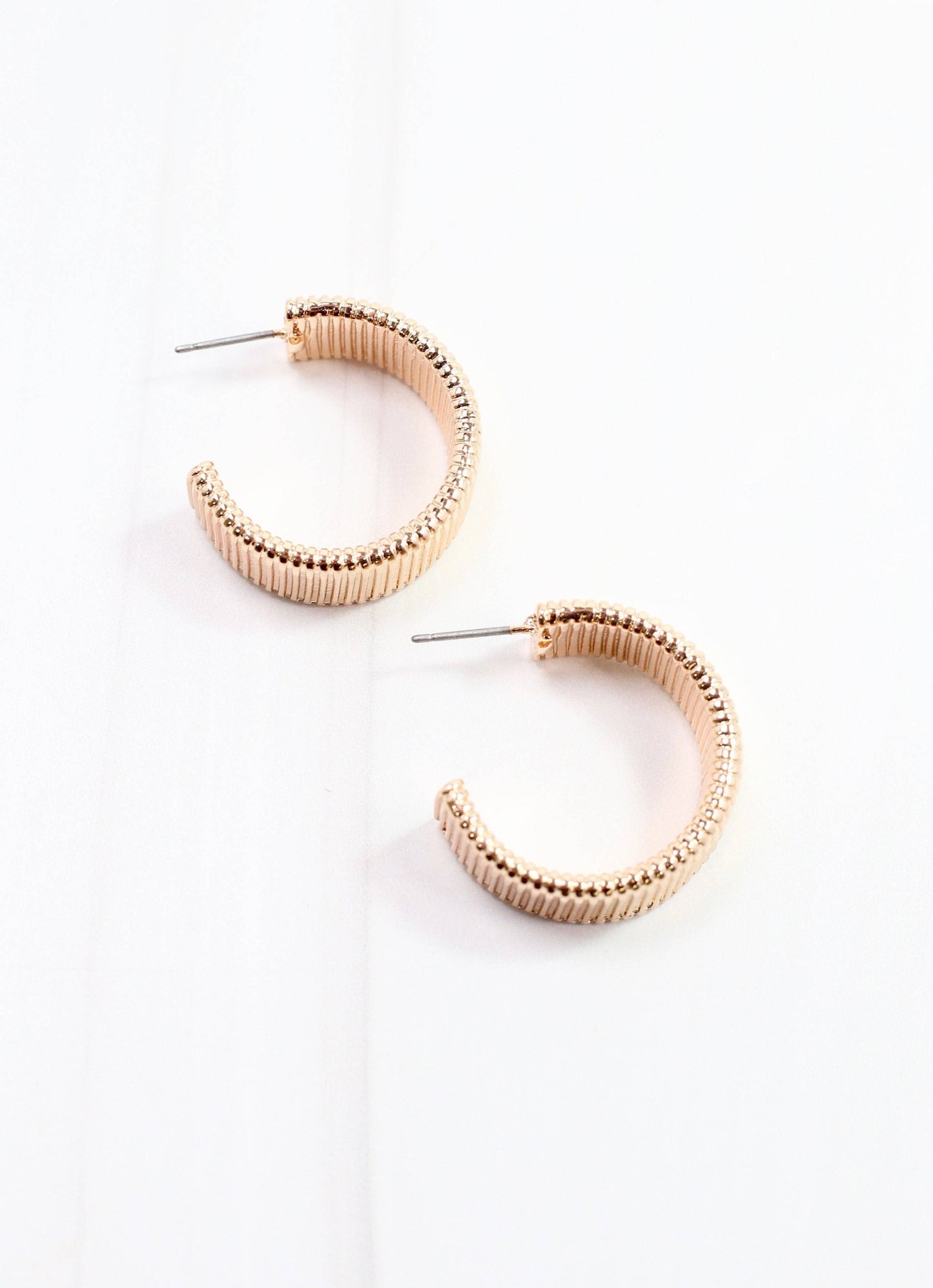 Poppy Hoop Earring Gold