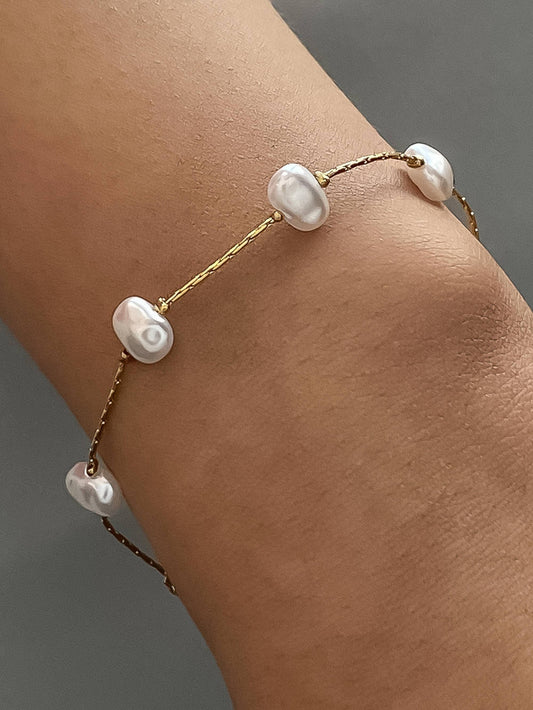 Ida 18K Non-Tarnish Petite Pearl: Yellow Gold / Bracelet