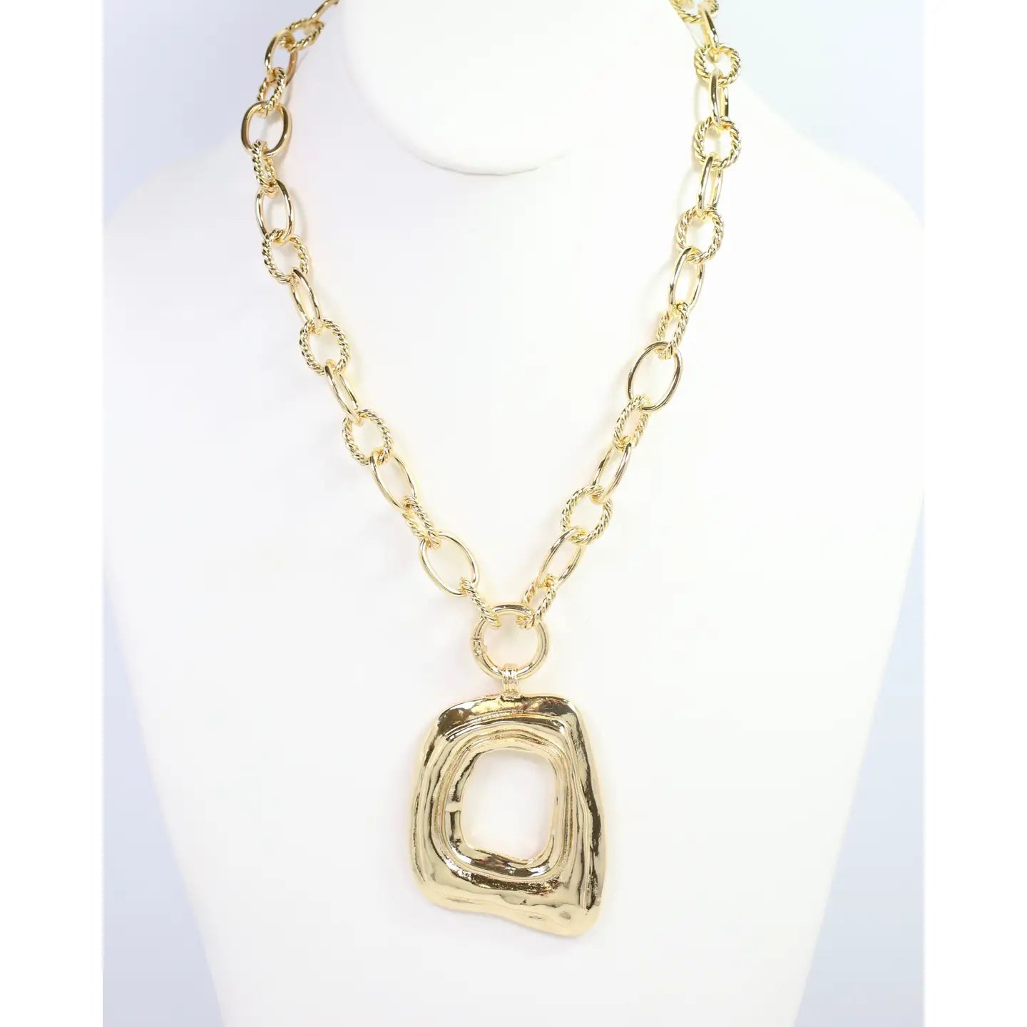 Lewiston Statement Necklace Gold