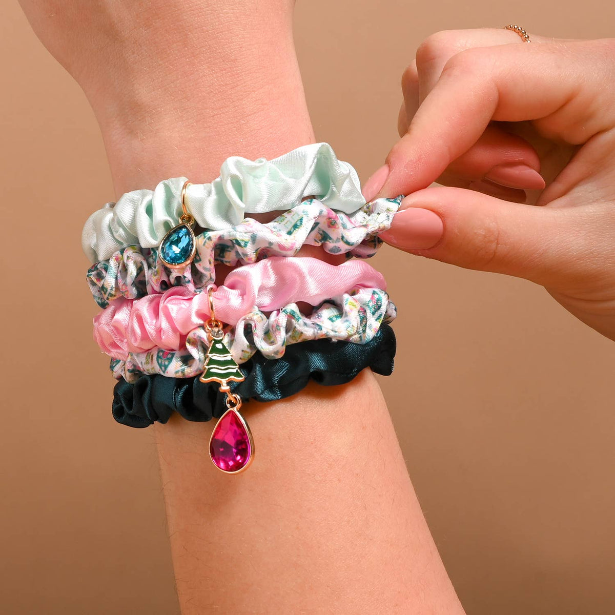 Scrunchie Charm Set