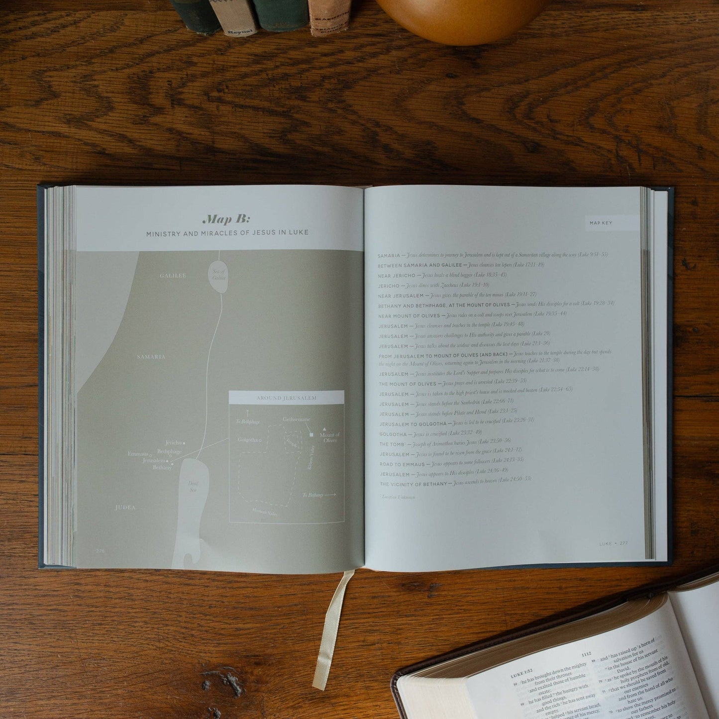 Bible Maps Handbook | Coffee Table Book