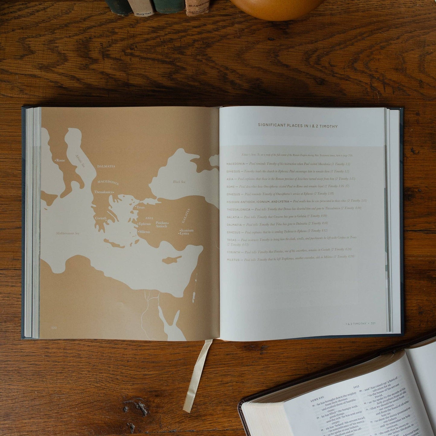 Bible Maps Handbook | Coffee Table Book