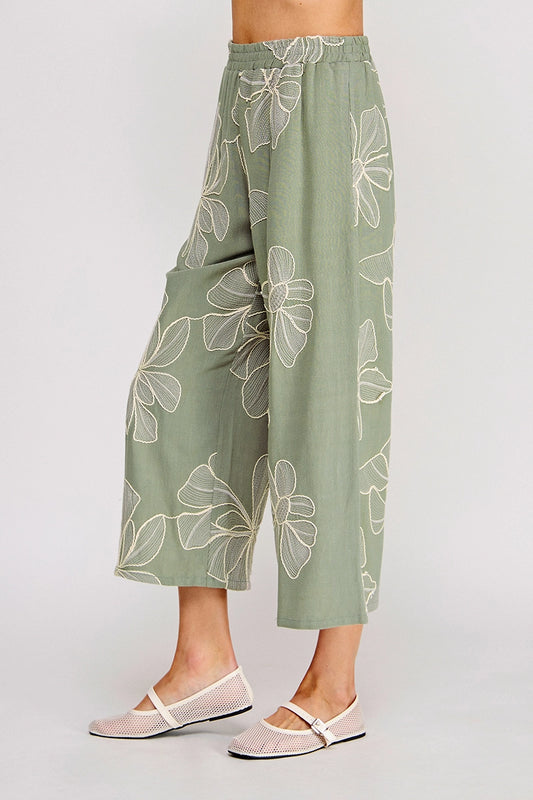 Flora Embroidered Pant