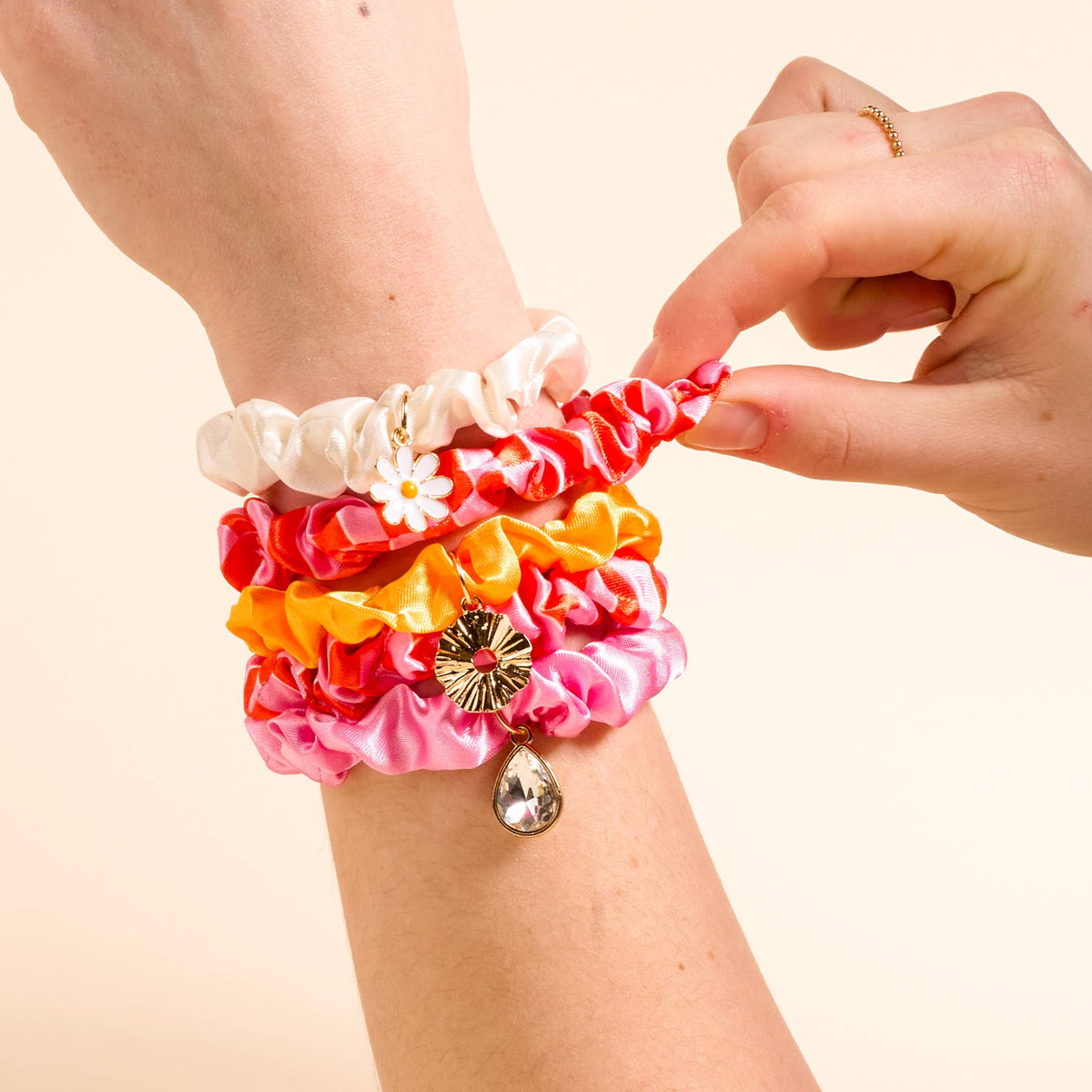 Scrunchie Charm Set