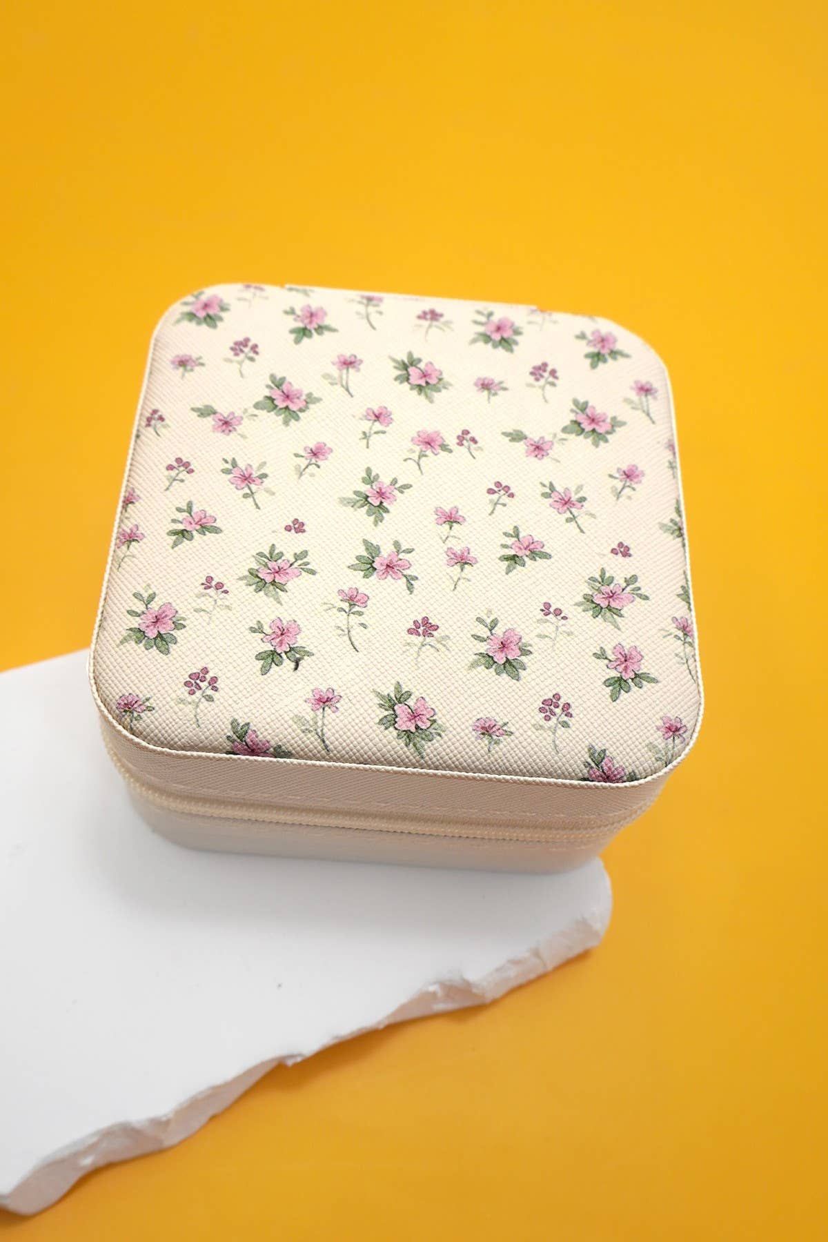 On The Go Jewelry Case