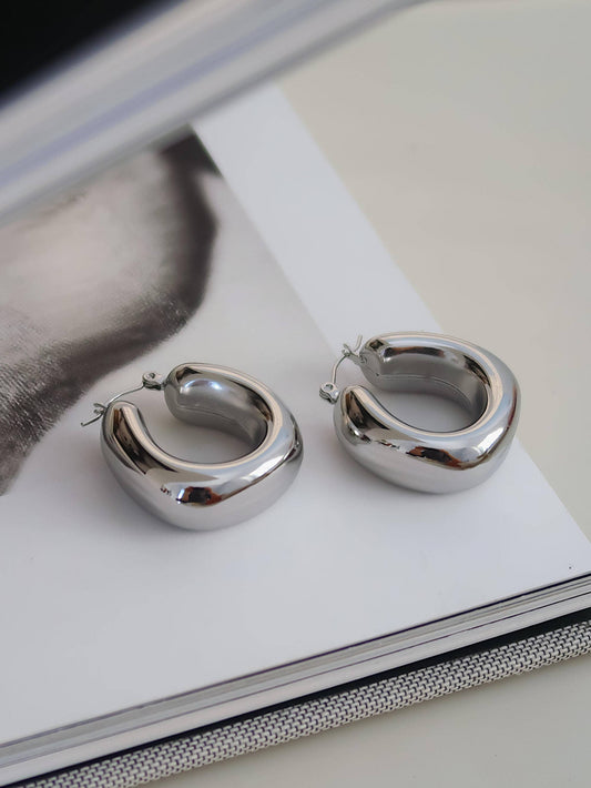 Hunter 18K Silver Non-Tarnish Classic U Hoop Earring