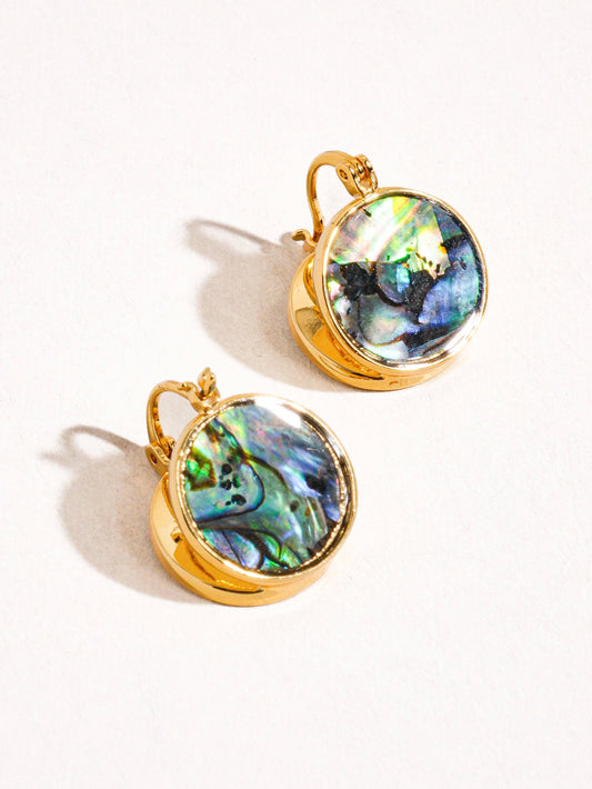 Zarae 18K Gold Round Natural Shell Earring
