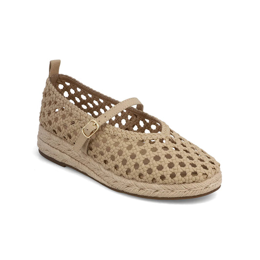 Ela Sandal