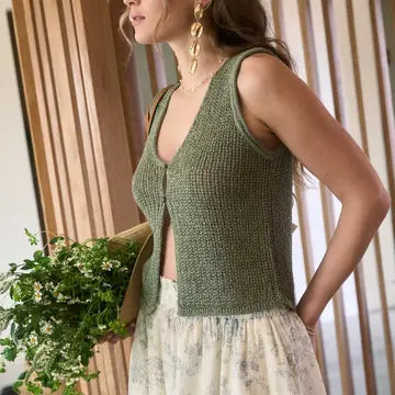 Sunny Knit Vest