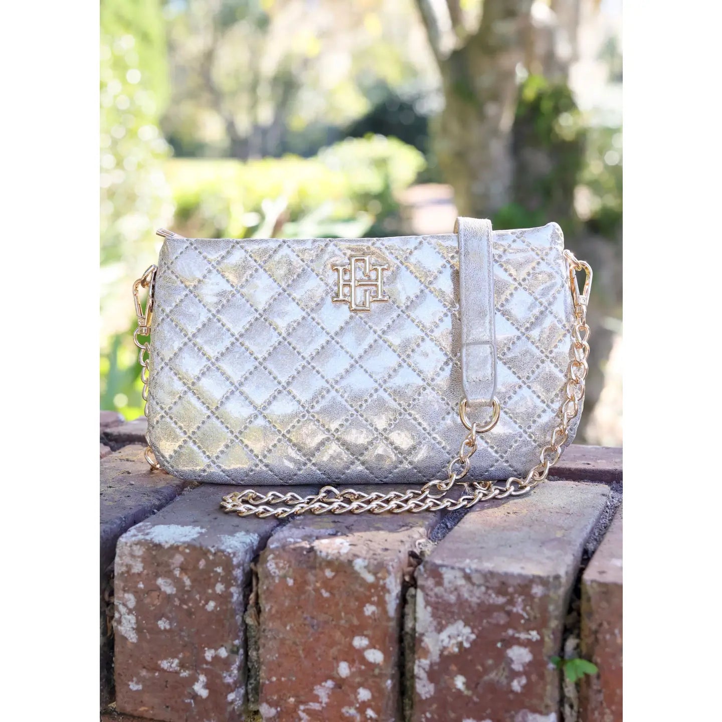 Livi Crossbody